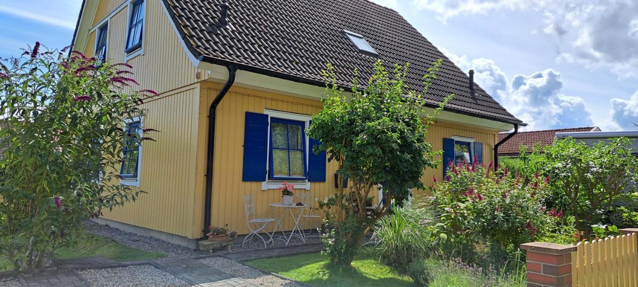 Apartamento Lindow Ruegen Putbus Exterior foto